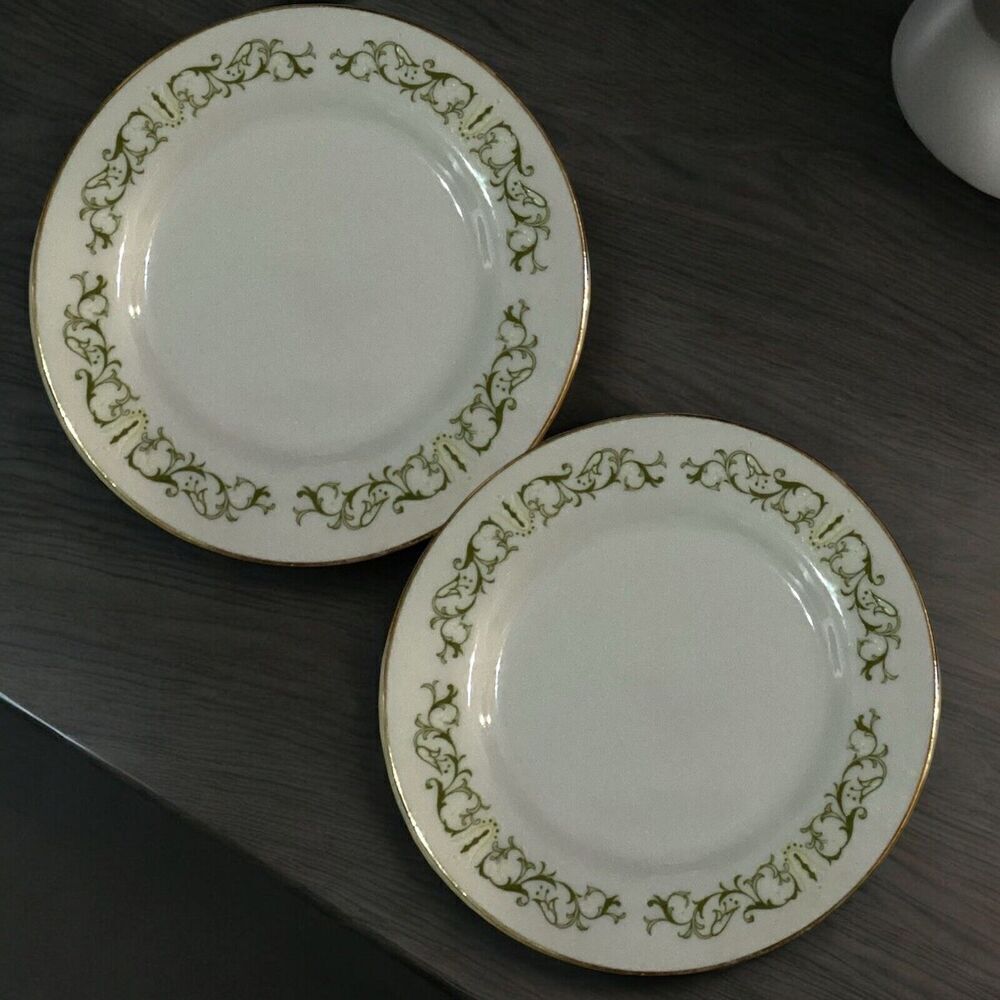 Bell Flower Fine China 2999 Bread/Dessert Plates 6 1/4 Inches Set Of 2